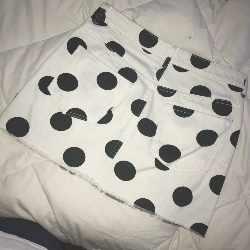 Forever 21 size 29 polka dot skirt!